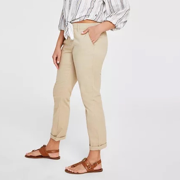 Tommy Hilfiger Women's Hampton Cuffed Chino Straight Leg Pants,‎ Size 12 - Picture 1 of 12